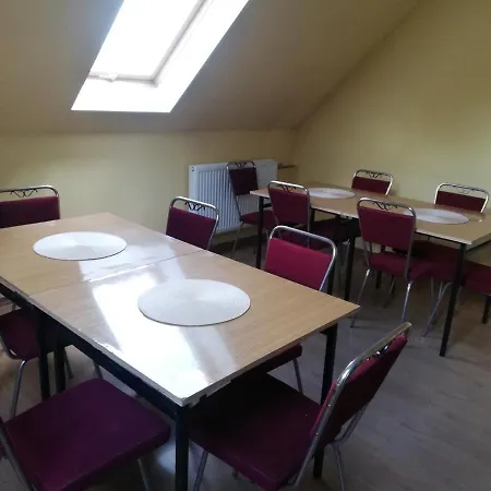 Hostel Brzezna